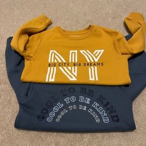 Boys long sleeves sweatshirt. Both age 5-6 brand Primark.